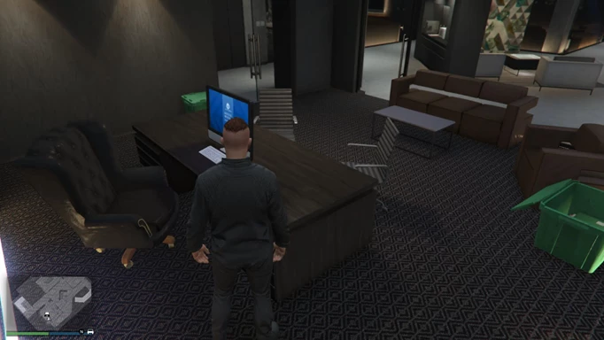 Access your office computer to start GTA Online The Contract.