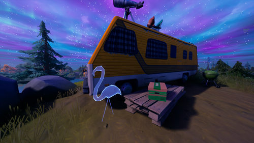 fortnite-flamingo-lawn-ornaments-happy-campers-6