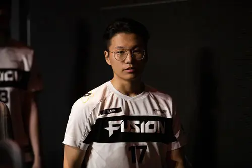 Kyung-bo Alarm Kim chosen by Joseph Volamel Franco