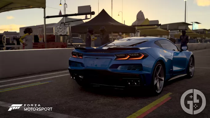 A Corvette waiting on the track before a race in Forza Motorsport