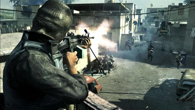 Firing a machine gun in the 4th Call of Duty: Modern Warfare (2007)