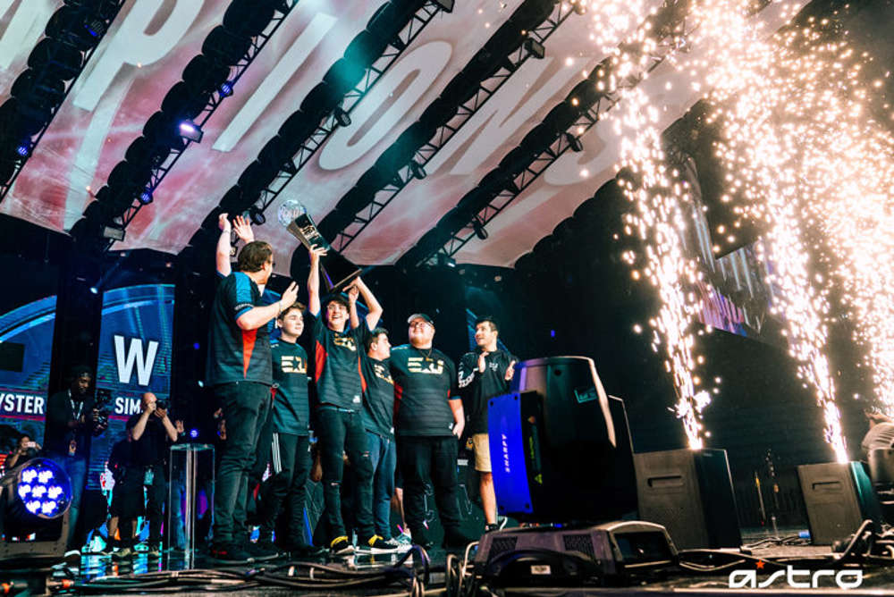 Clayster Browses The Market For A New CDL 2021 Team - But Who Should He Choose?