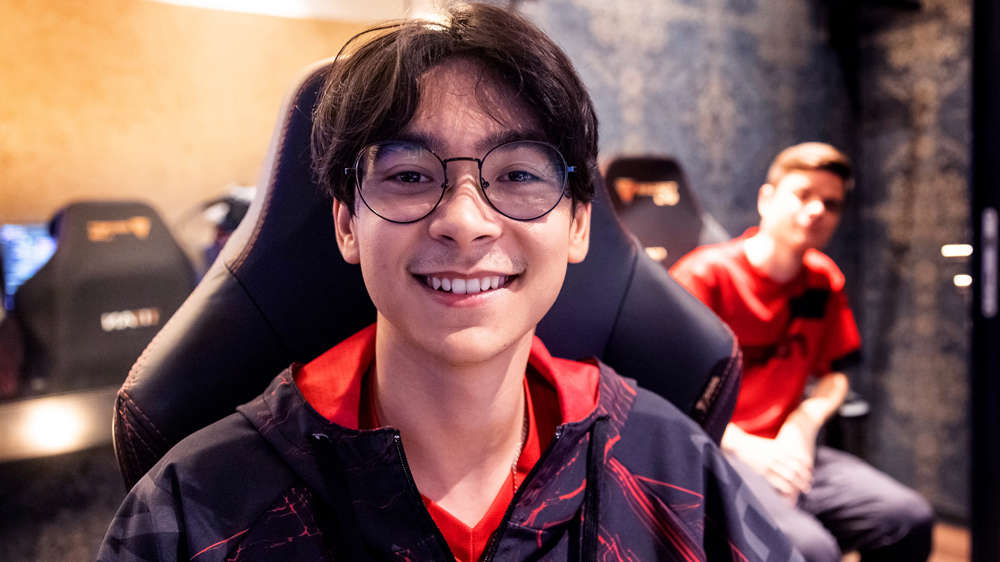 tenz-smiley.jpg