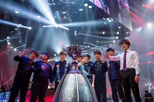 T1 Equal 2015 Record Unbeaten Streak