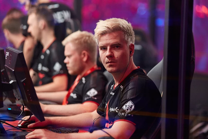 CSGO player Dupreeh during a match