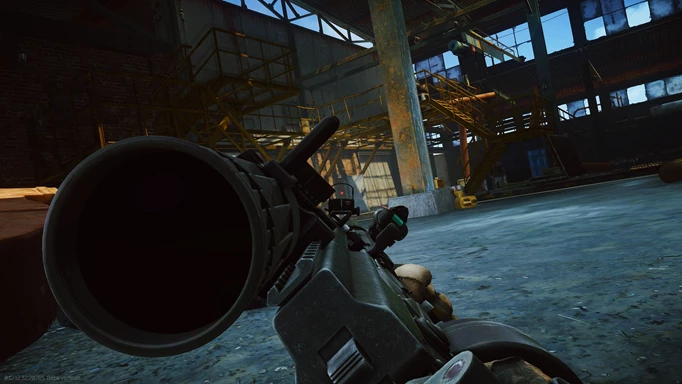 Image of a player using the canted scope on an RD-704 in Escape From Tarkov