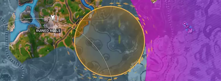What does the yellow circle mean in Fortnite?