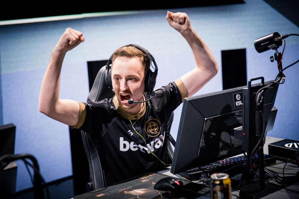 The influence of gambling on the CS:GO scene