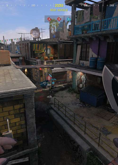 How to get melee kills with the Blacklight Flashlight in MW3
