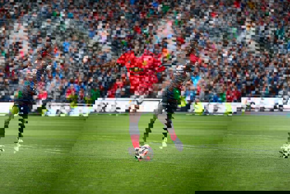 Louis Saha on Wayne Rooney Raging at FIFA, and United's current form