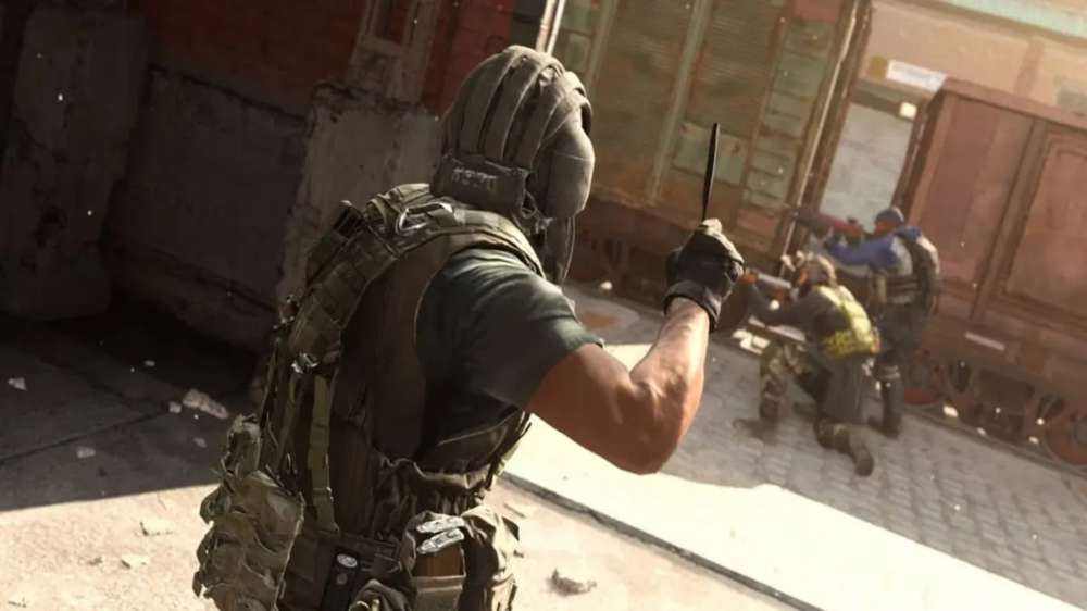 throwing-knife-warzone-equipment.jpg