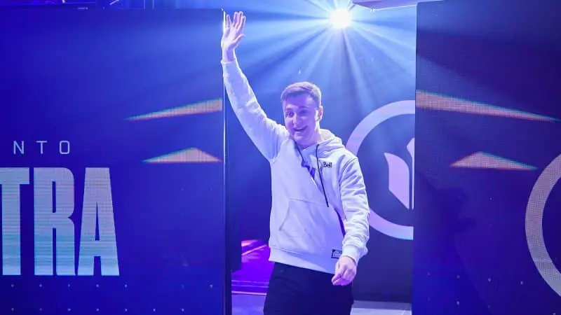 is Cammy the best cod player