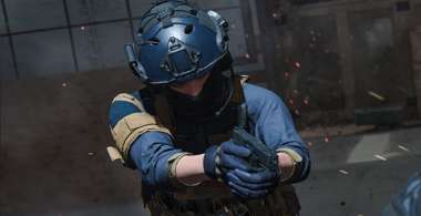pistol-operator-with-blue-helmet.jpg
