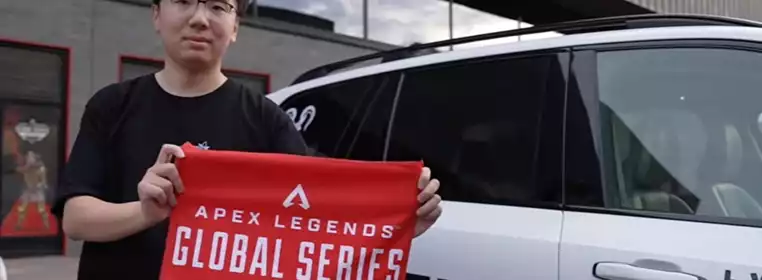 Mega Apex Legends fan travels 20 days in a row for ALGS Playoffs