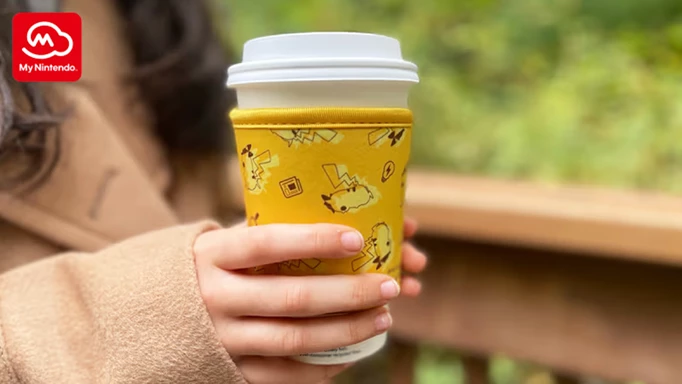 The cup cozy that players can redeem with MyNintendo points.