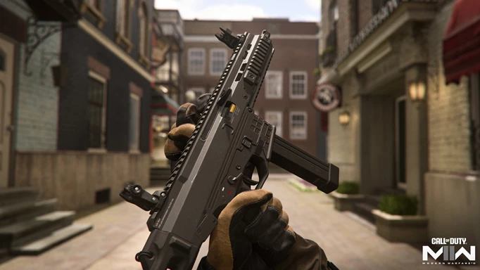 Image of the ISO 45 in MW2, which is one of the best SMG classes