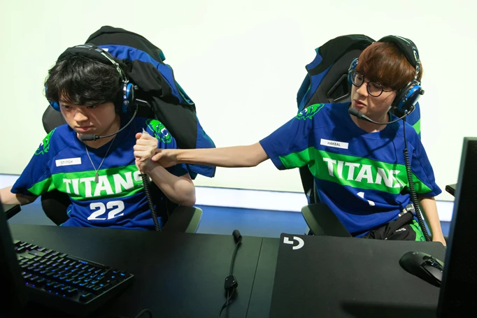 Stitch going for a fist bump but Haksal grabs his hand instead with a mischievous smile. 