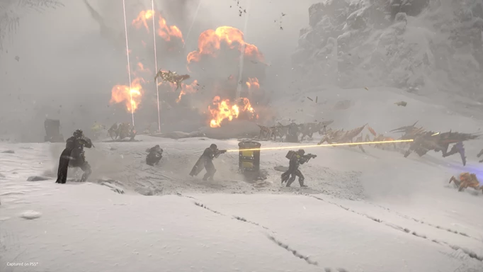 Soldiers wage war in the snow in Helldivers 2.