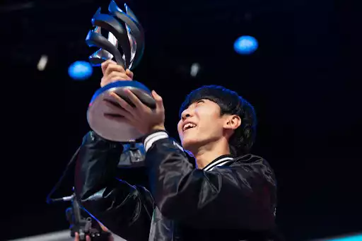 A GOAT of Overwatch esports, Profit has announced his retirement