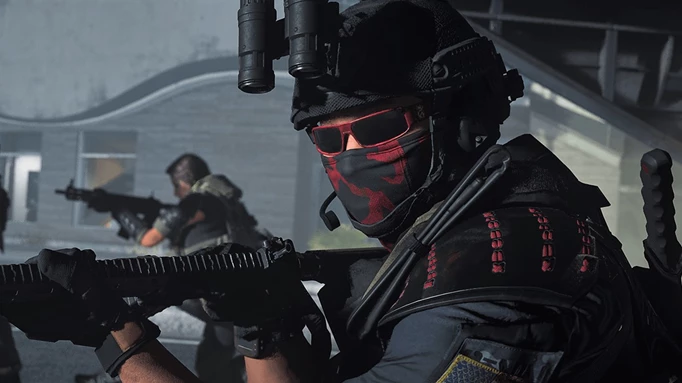 Warzone 2 Operator with mask